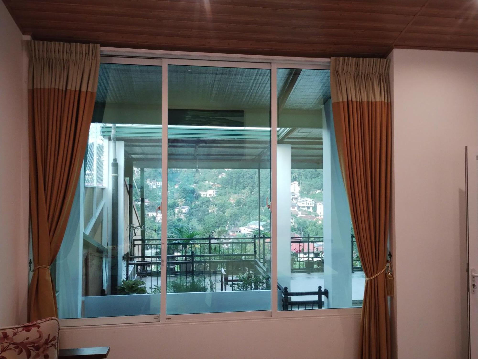 Luxury Apartment The Walkers Nest كاندي المظهر الخارجي الصورة